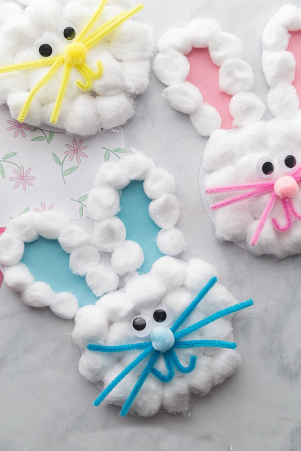 A cute and easy-to-make bunny craft card, perfect for Easter.