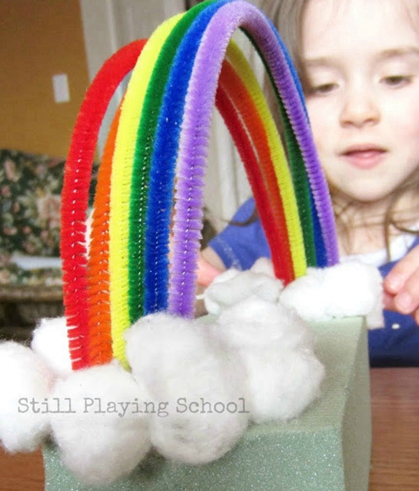 Children's pipe cleaner rainbow craft