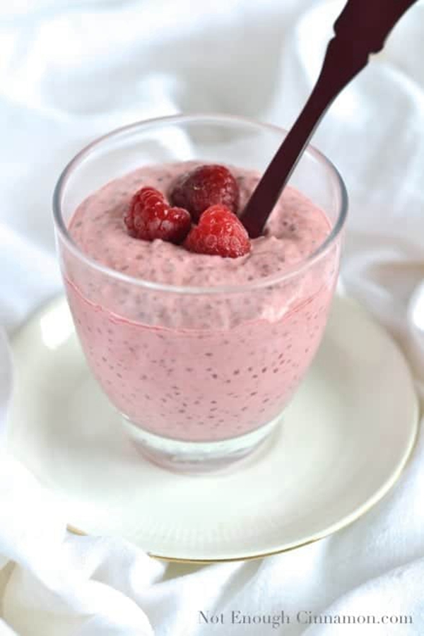 A delightful and creamy Vanilla Raspberry Chia Pudding, ideal for a berry-licious breakfast.